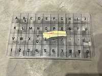 Pernuma - preegstempel machine - afbeelding 2 van  11