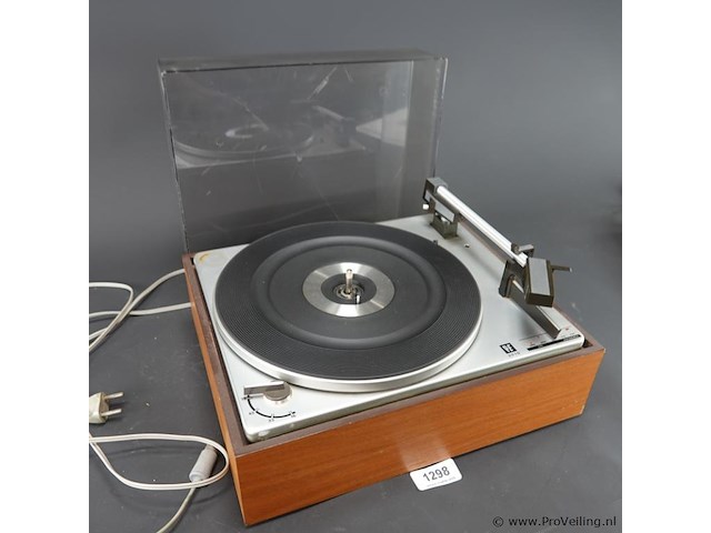 Perpetuum ebner (pe) 2010 platenspeler - afbeelding 1 van  7