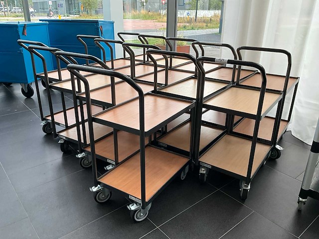 Perrontram (14x) - afbeelding 1 van  5