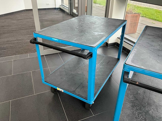 Perrontram (3x) - afbeelding 3 van  6