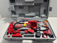 Pers / uitdeukset 4 ton hydraulisch - afbeelding 1 van  3