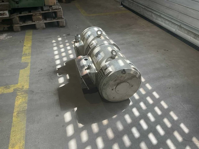Perske - transformator - afbeelding 5 van  7