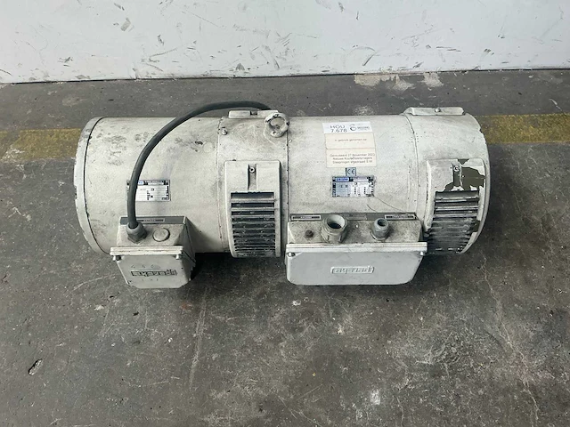 Perske - transformator - afbeelding 1 van  6