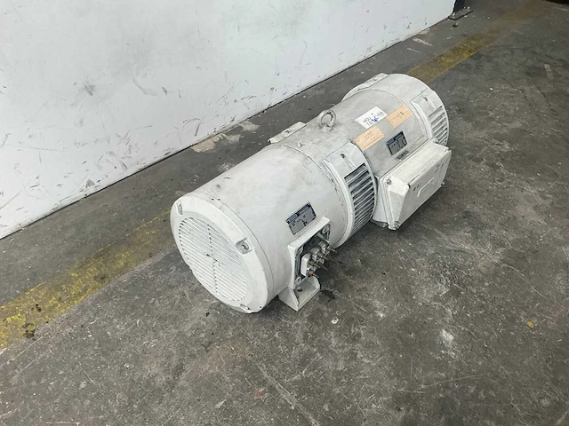 Perske - transformator - afbeelding 2 van  7
