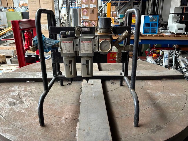 Perslucht-filter-/regelunit (19x) - afbeelding 2 van  3