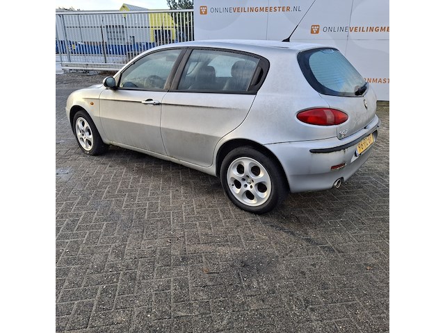 Personenauto, alfa romeo, 147 1.6 t.spark, 2005 - afbeelding 34 van  35