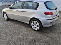 Personenauto, alfa romeo, 147 1.6 t.spark, 2005 - afbeelding 34 van  35