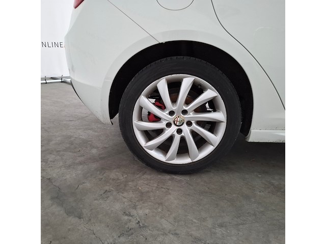 Personenauto, alfa romeo, giulietta, 1.4 t distinctive, 2012 - afbeelding 15 van  67