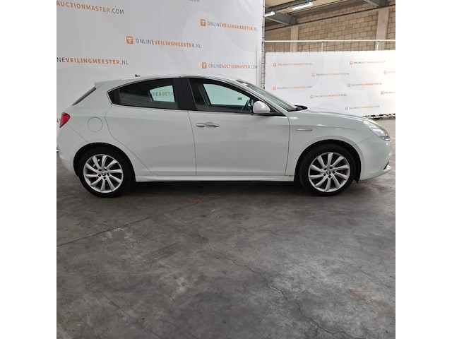 Personenauto, alfa romeo, giulietta, 1.4 t distinctive, 2012 - afbeelding 34 van  67