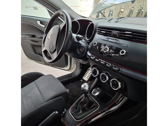 Personenauto, alfa romeo, giulietta, 1.4 t distinctive, 2012 - afbeelding 48 van  67