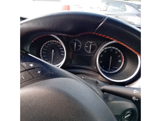 Personenauto, alfa romeo, giulietta, 1.4 t progression, 2010 - afbeelding 6 van  9