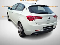 Personenauto, alfa romeo, giulietta, 1.6 jtdm distinctive, 2012 - afbeelding 18 van  21
