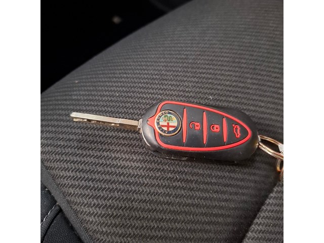 Personenauto, alfa romeo, mito, 1.3 jtdm eco essential, 2011 - afbeelding 10 van  36