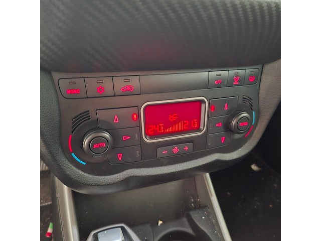 Personenauto, alfa romeo, mito, 1.3 jtdm eco essential, 2011 - afbeelding 21 van  36