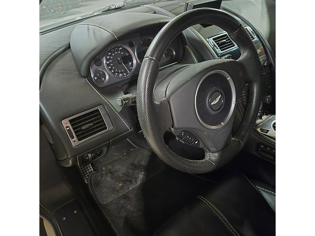 Personenauto, aston martin, vantage 4.3 v8 - afbeelding 5 van  18