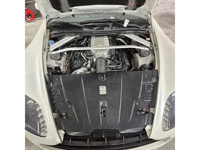 Personenauto, aston martin, vantage 4.3 v8 - afbeelding 8 van  18