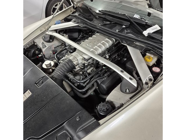 Personenauto, aston martin, vantage 4.3 v8 - afbeelding 10 van  18