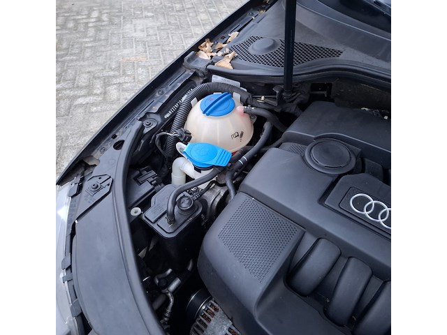 Personenauto audi, 1.6 ambiente, zwart, bouwjaar 2007 - afbeelding 14 van  41