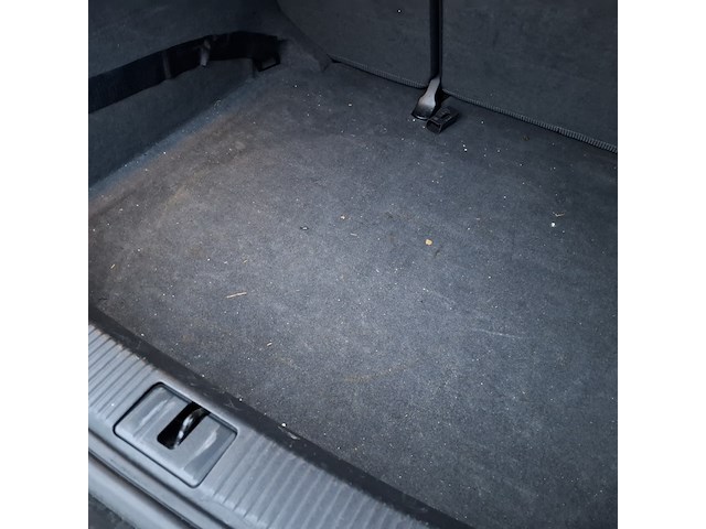 Personenauto audi, 1.6 ambiente, zwart, bouwjaar 2007 - afbeelding 29 van  41