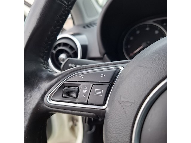 Personenauto audi, a1 1.4 tfsi , wit, bouwjaar 2011 - afbeelding 13 van  41