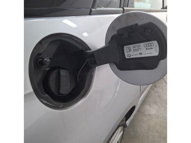 Personenauto, audi, a1 sportback, 1.0 tfsi adrenalin, 2016 - afbeelding 43 van  63