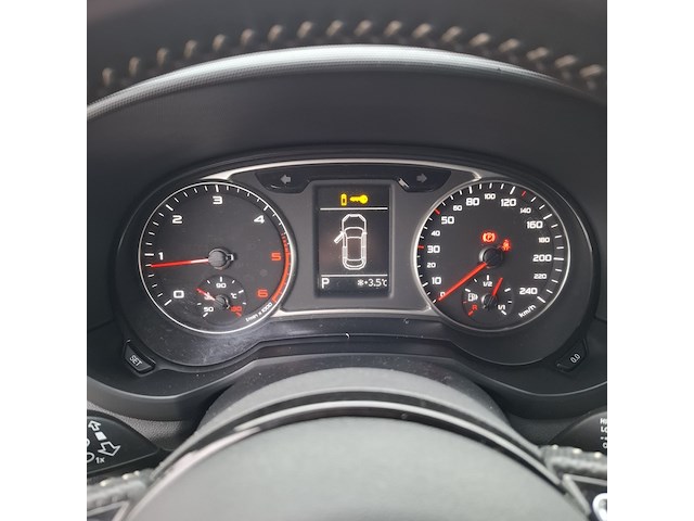 Personenauto, audi, a1 sportback, 1.6 tdi attraction, 2012 - afbeelding 17 van  41