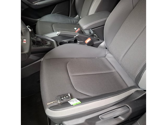 Personenauto, audi, a1 sportback, 30 tfsi s line edition one, 2018 - afbeelding 29 van  75