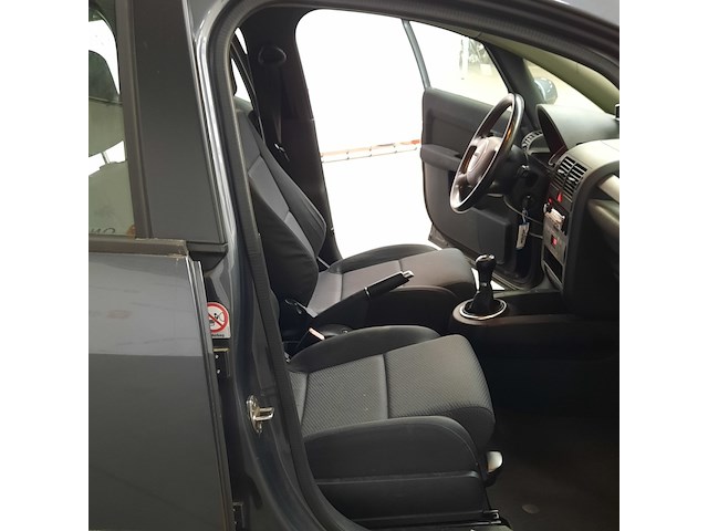 Personenauto, audi, a2, 1.4 pro line, 2004 - afbeelding 30 van  38