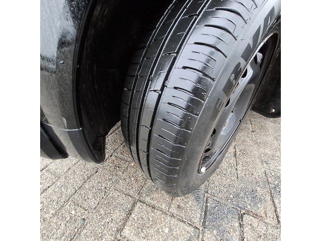 Personenauto audi, a2 1.4, zwart, bouwjaar 2003 - afbeelding 2 van  41