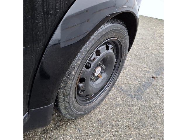 Personenauto audi, a2 1.4, zwart, bouwjaar 2003 - afbeelding 3 van  41