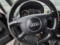 Personenauto audi, a2 1.4, zwart, bouwjaar 2003 - afbeelding 17 van  41