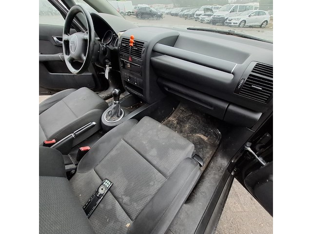 Personenauto audi, a2 1.4, zwart, bouwjaar 2003 - afbeelding 28 van  41