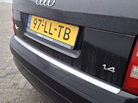 Personenauto audi, a2 1.4, zwart, bouwjaar 2003 - afbeelding 33 van  41