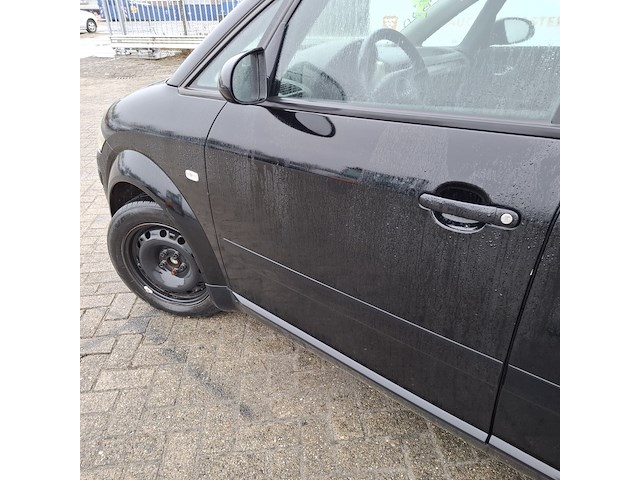 Personenauto audi, a2 1.4, zwart, bouwjaar 2003 - afbeelding 40 van  41