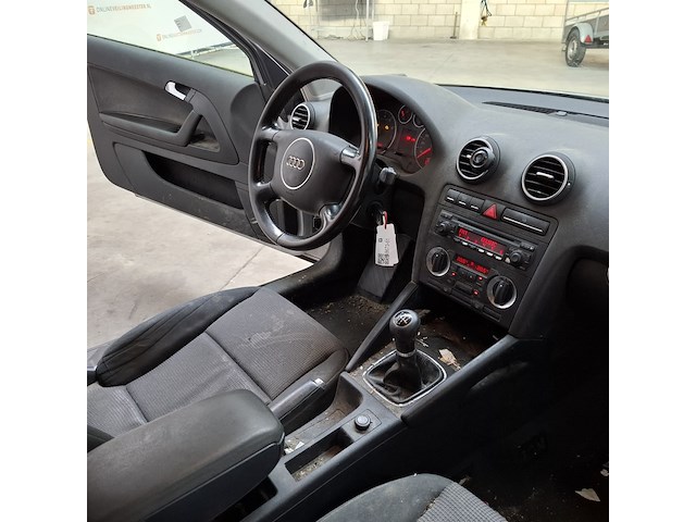 Personenauto, audi, a3, 1.6 attraction, 2004 - afbeelding 28 van  49