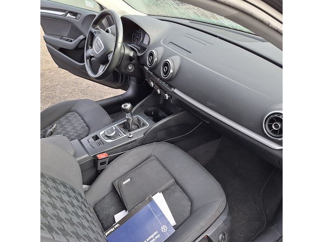 Personenauto, audi, a3 limousine, 1.6 tdi adrenalin, 2016 - afbeelding 2 van  11