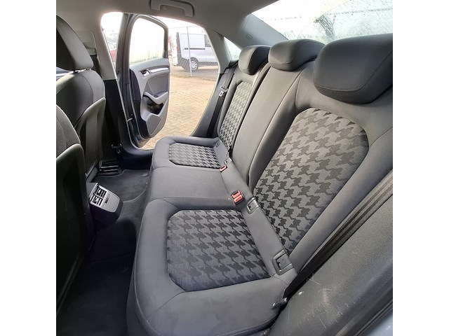 Personenauto, audi, a3 limousine, 1.6 tdi adrenalin, 2016 - afbeelding 9 van  11