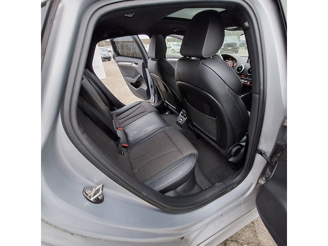 Personenauto audi, a3 limousine, bouwjaar 2020 - afbeelding 32 van  47