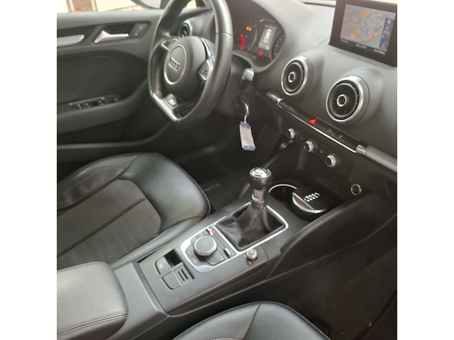 Personenauto, audi, a3 sportback, 1.2 tfsi ambiente pro line, 2014 - afbeelding 37 van  59