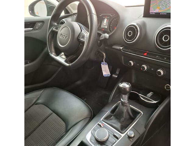 Personenauto, audi, a3 sportback, 1.2 tfsi ambiente pro line, 2014 - afbeelding 38 van  59