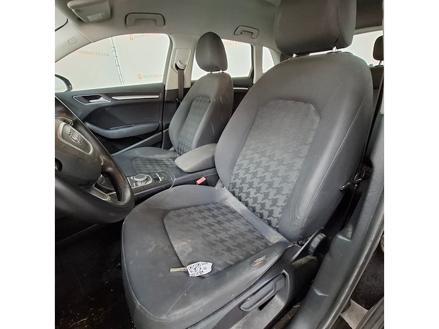 Personenauto, audi, a3 sportback 1.6 tdi ultra edition, 1.6 tdi ultra edition, 2013 - afbeelding 46 van  87