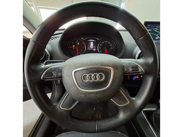 Personenauto, audi, a3 sportback 1.6 tdi ultra edition, 1.6 tdi ultra edition, 2013 - afbeelding 47 van  87