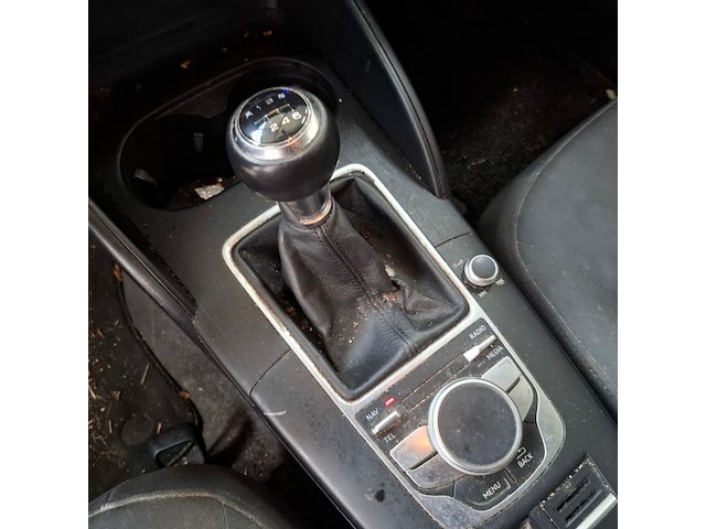 Personenauto, audi, a3 sportback 1.6 tdi ultra edition, 1.6 tdi ultra edition, 2013 - afbeelding 52 van  87