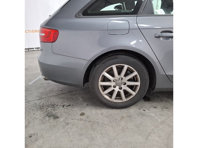 Personenauto, audi, a4 avant - afbeelding 8 van  51