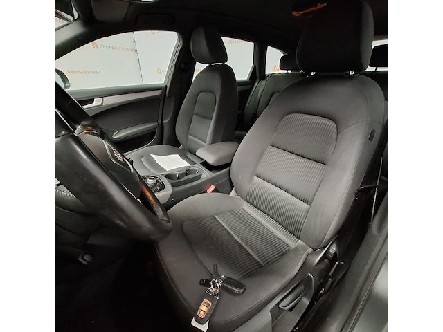 Personenauto, audi, a4 avant - afbeelding 17 van  51