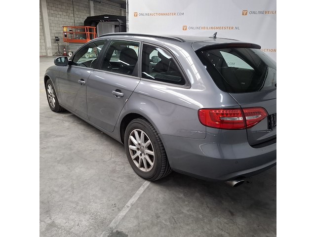 Personenauto, audi, a4 avant - afbeelding 49 van  51