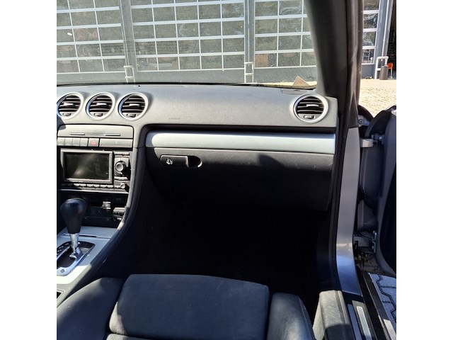 Personenauto, audi, a4 cabriolet, 2.0 tfsi pro line, grijs, 2006 - afbeelding 31 van  62