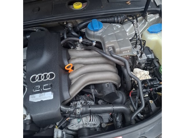 Personenauto, audi, a4 limousine, 2.0, beige, 2001 - afbeelding 18 van  47