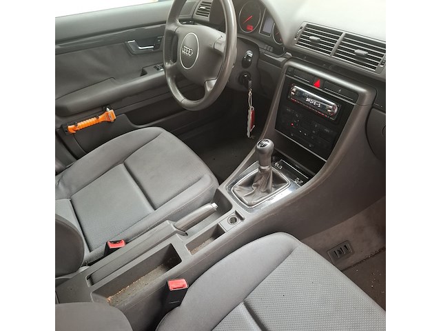 Personenauto, audi, a4 limousine, 2.0, beige, 2001 - afbeelding 26 van  47