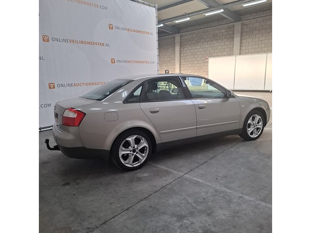 Personenauto, audi, a4 limousine, 2.0, beige, 2001 - afbeelding 34 van  47